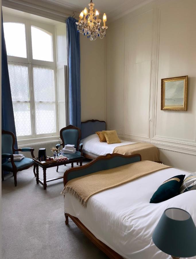 Hotel Du Chateau De 퀴네빌 외부 사진