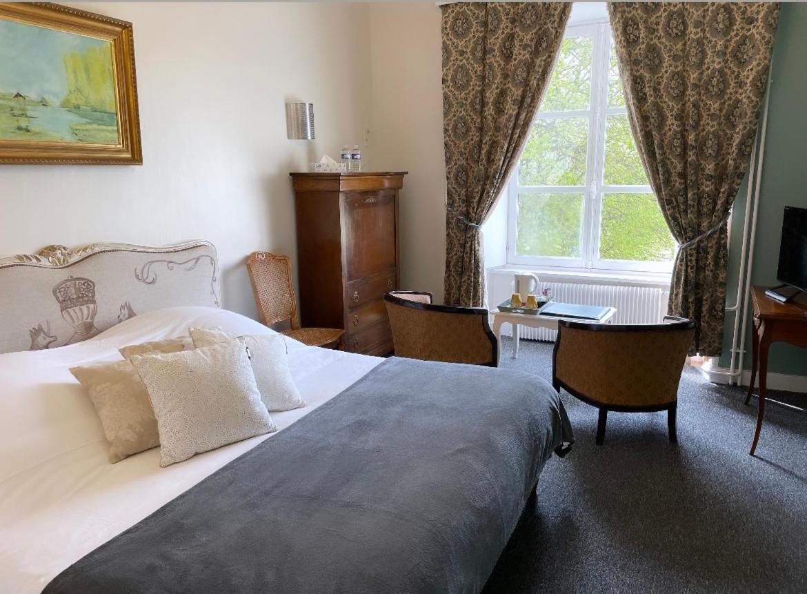 Hotel Du Chateau De 퀴네빌 외부 사진